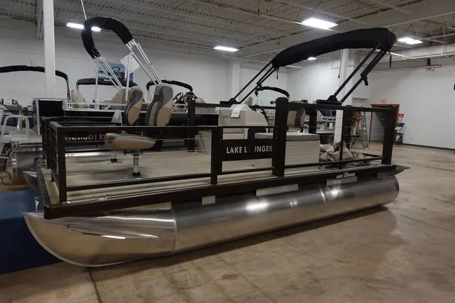 The Image of Lake Lounger 16' Four-Corner 2024 - 1