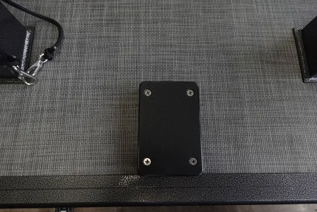 Slide: The Image of Lake Lounger 20' FRONT FISH ELEC 2025 - 4