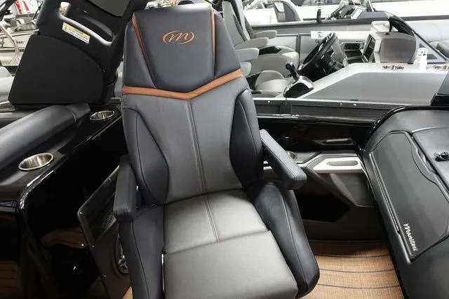 Slide: The Image of Manitou XT 23 RFXW Single Engine 2023 - 14