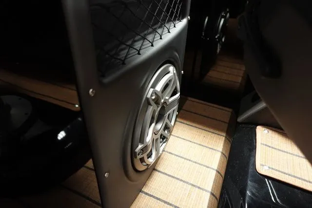 Slide: The Image of Manitou XT 23 RFXW Single Engine 2023 - 18