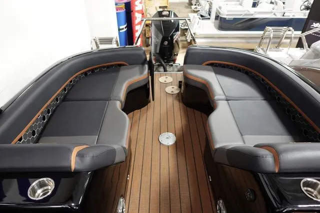 Slide: The Image of Manitou XT 23 RFXW Single Engine 2023 - 19