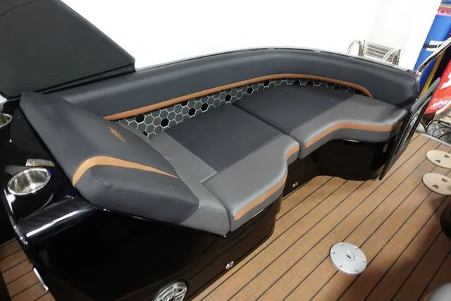 Slide: The Image of Manitou XT 23 RFXW Single Engine 2023 - 21