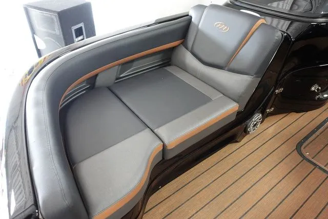 Slide: The Image of Manitou XT 23 RFXW Single Engine 2023 - 7