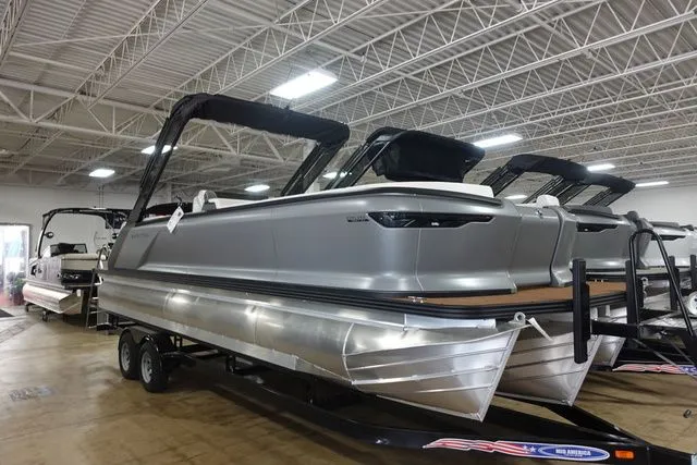 The Image of Manitou Explore 26 Switchback Single Engine V-Toon 2024 - 1