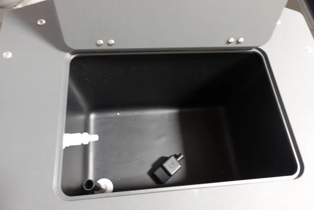 Slide: The Image of Tahoe STX Quad Fish 19 FT 2024 - 17