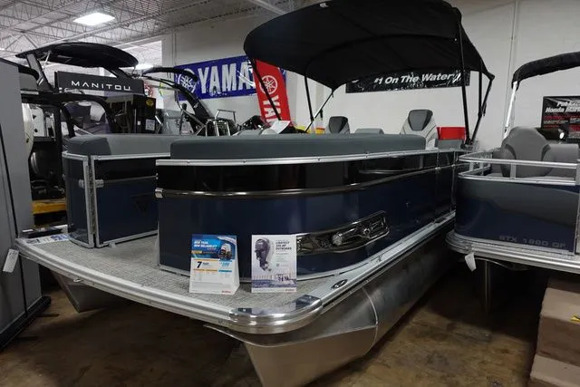 The Image of Tahoe Cascade 23RL 2025 - 1