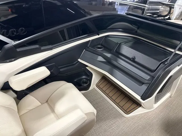 Slide: The Image of Tahoe Cascade Quad Lounge Shift Windshield Tritoon 23 FT 2025 - 5