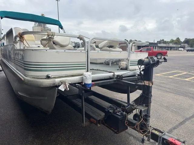 Slide: The Image of Misty Harbor 2424CF 2000 - 5