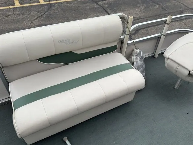 Slide: The Image of Misty Harbor 2424CF 2000 - 7