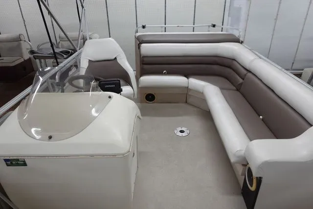 Slide: The Image of Lowe Sun Cruiser 20XL Tritoon 1999 - 10