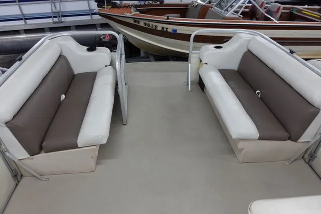 Slide: The Image of Lowe Sun Cruiser 20XL Tritoon 1999 - 5