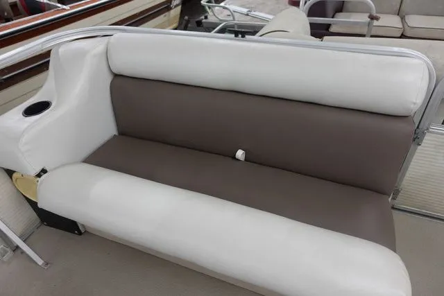 Slide: The Image of Lowe Sun Cruiser 20XL Tritoon 1999 - 7