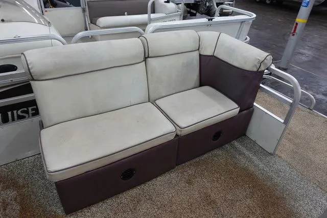 Slide: The Image of Weeres AQUA DECK 240 1983 - 6