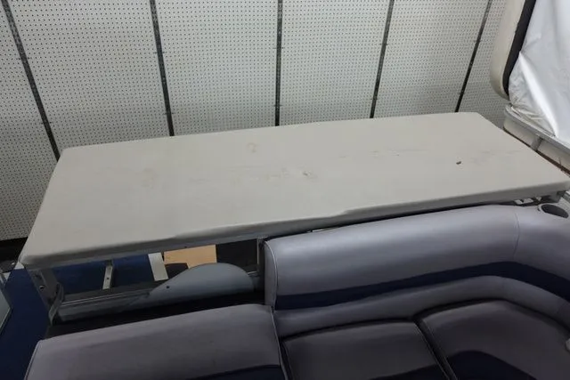 Slide: The Image of Sun Tracker 25 Party Barge 1995 - 16