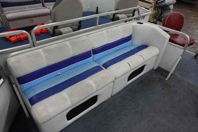 Slide: The Image of Manitou 24 SN 1992 - 5