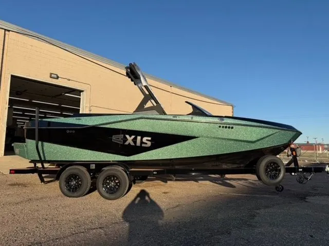 The Image of Axis Wake Research T220 2025 - undefined