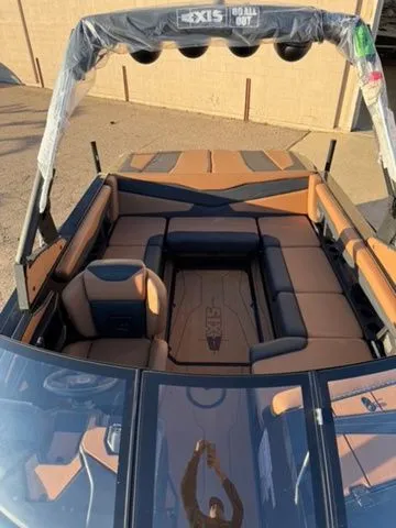 Slide: The Image of Axis Wake Research T220 2025 - 11