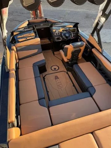 Slide: The Image of Axis Wake Research T220 2025 - 9