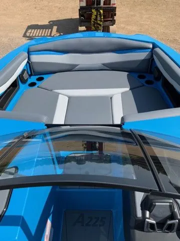 Slide: The Image of Axis Wake Research A225 2025 - 8