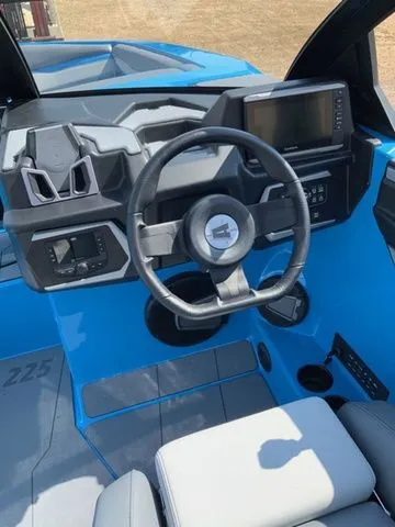 Slide: The Image of Axis Wake Research A225 2025 - 9