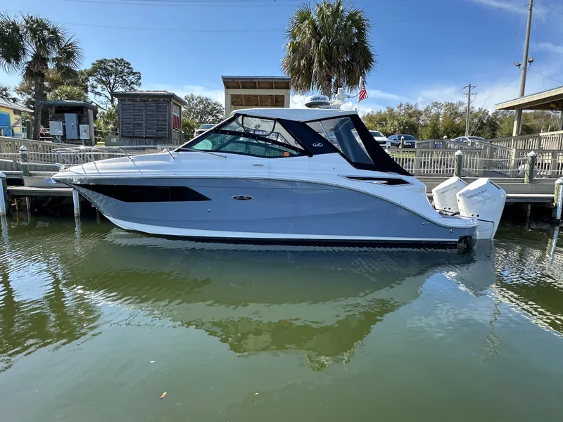Slide: The Image of Sea Ray Sundancer 320 Outboard 2024 - 0
