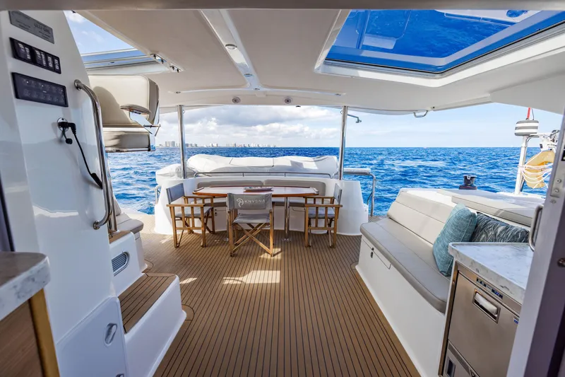 Slide: The Image of Knysna 500SE 2022 - 25