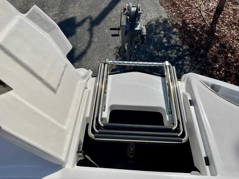 Slide: The Image of Cobalt 23 SC 2022 - 16