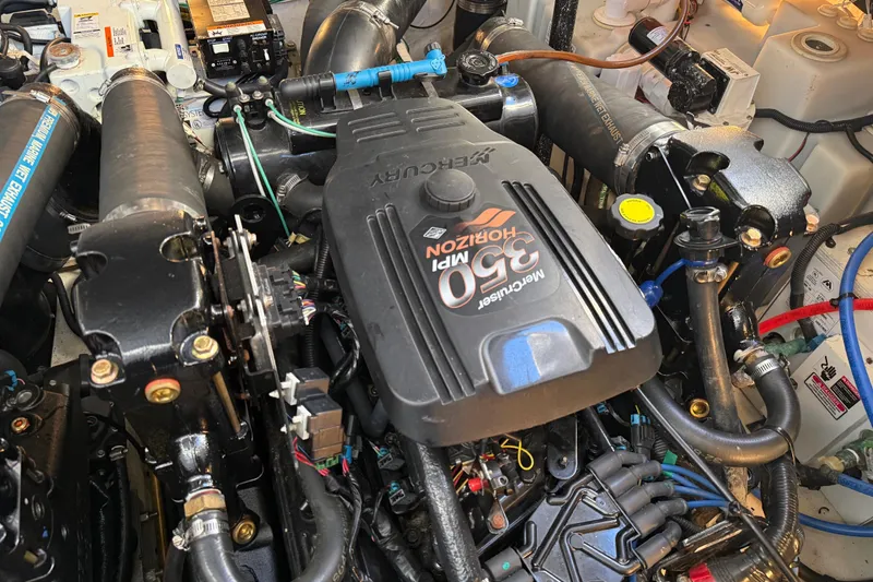 Slide: The Image of Engine compartment of a 2006 Sea Ray Sundancer 320 with MerCruiser 350 MPI Horizon. - 47