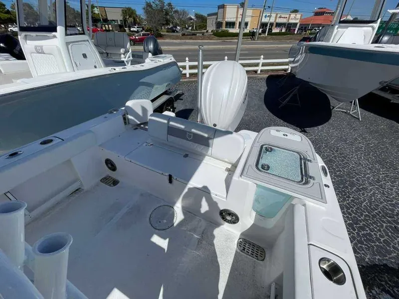 Slide: The Image of Sea Fox 248 Commander 2026 - 7