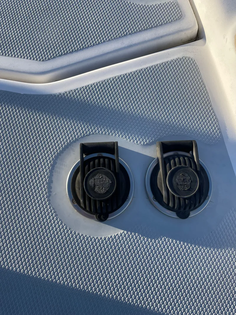 Slide: The Image of Hunter 44 DS 2006 - 11