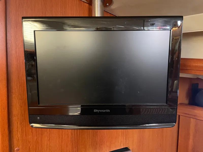 Slide: The Image of Hunter 44 DS 2006 - 14