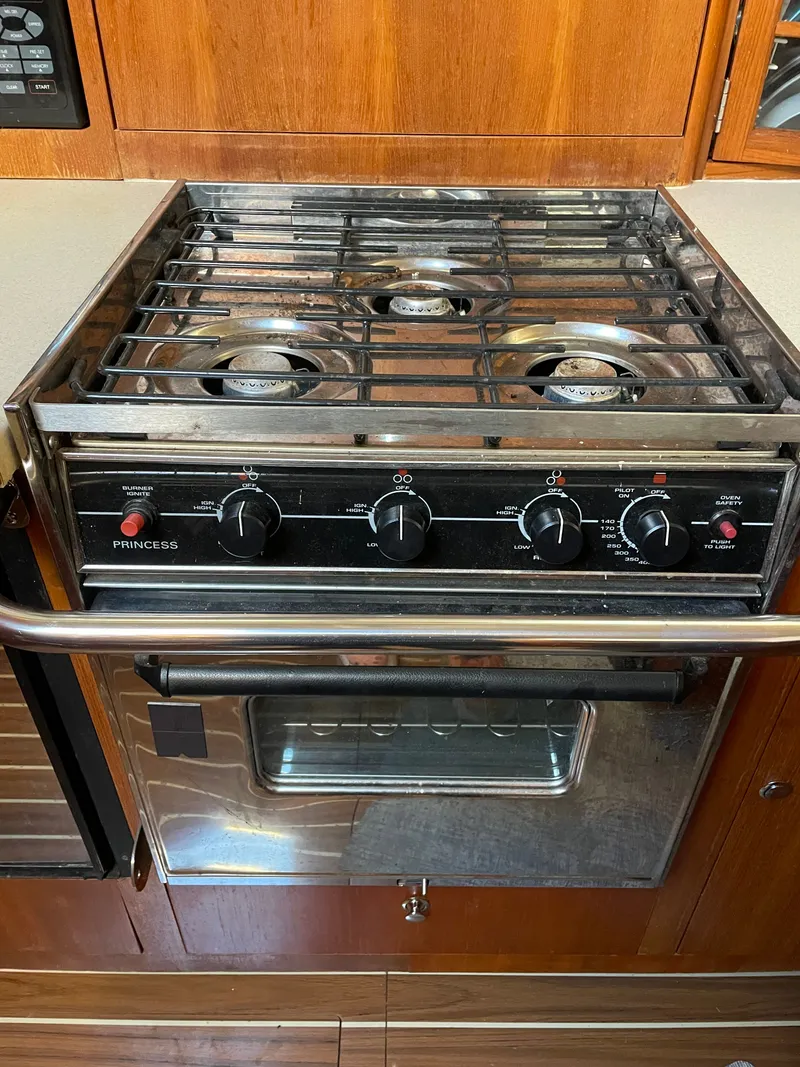 Slide: The Image of Hunter 44 DS 2006 - 28