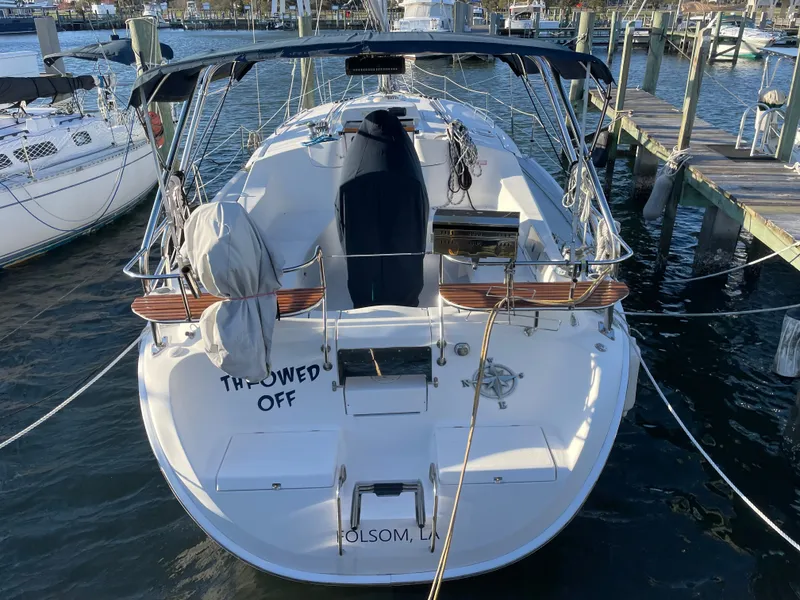 Slide: The Image of Hunter 44 DS 2006 - 3