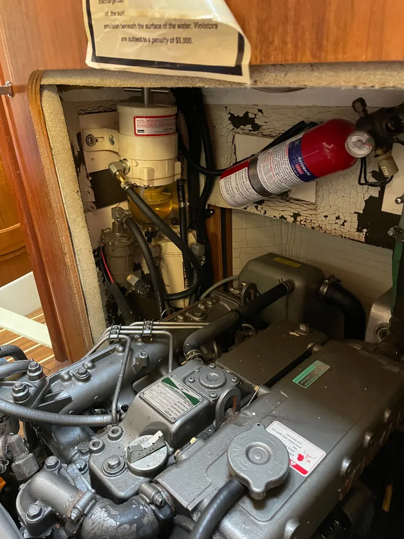 Slide: The Image of Hunter 44 DS 2006 - 41