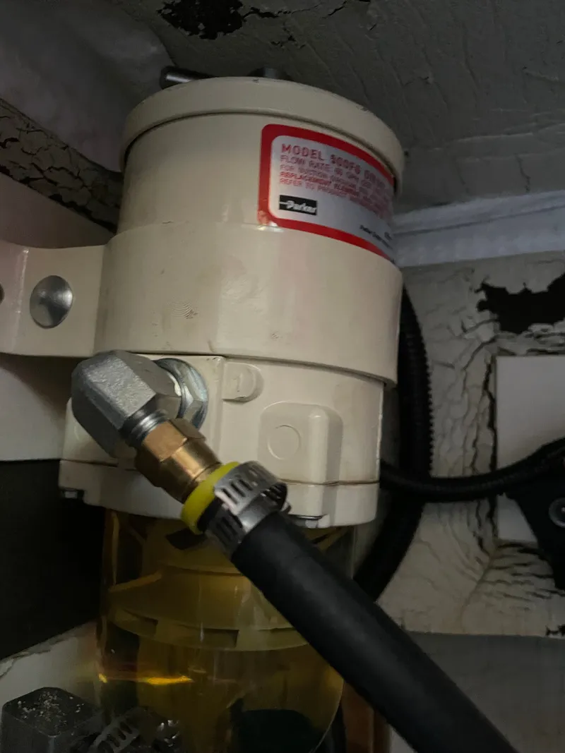 Slide: The Image of Hunter 44 DS 2006 - 43