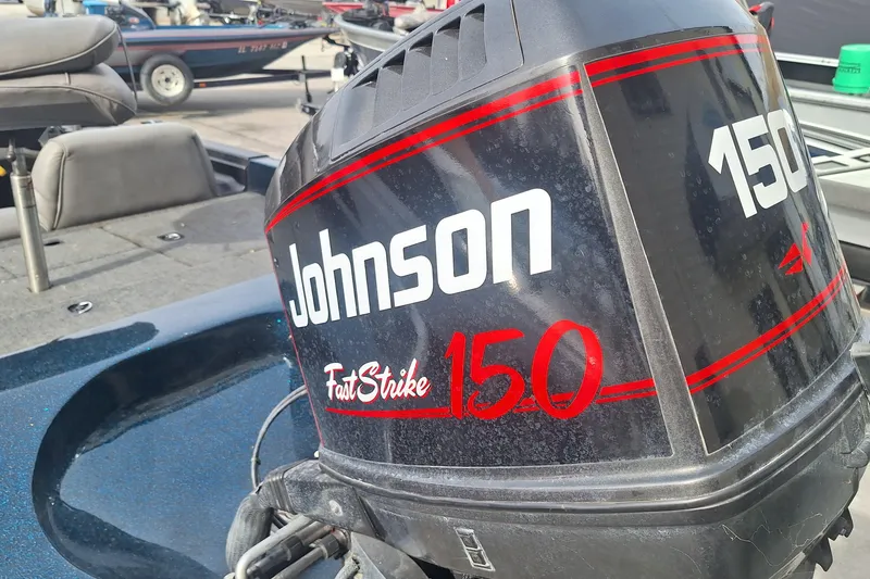 Slide: The Image of 1994 Ranger 481VS boat with Johnson FastStrike 150 outboard motor. - 12