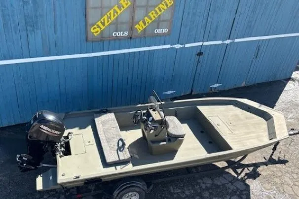 Slide: The Image of 2026 Tracker Grizzly 1860 CC boat at Sizzle Marine, Ohio. - 5