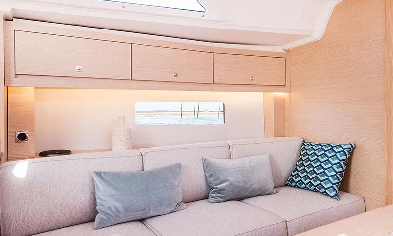 Slide: The Image of Manufacturer Provided Image - 8