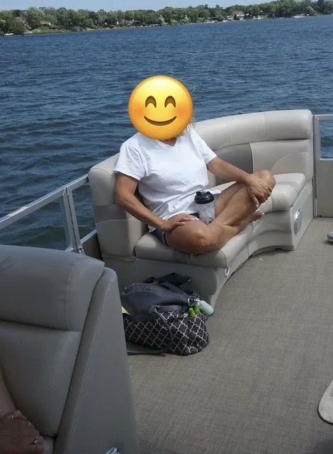 Slide: The Image of Person relaxing on a 2014 JC MFG SPIRIT 223TT FISH boat. - 5