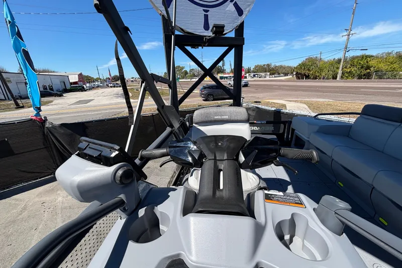 Slide: The Image of Close-up of 2023 Sea-Doo Switch Cruise 21 deck. - 71