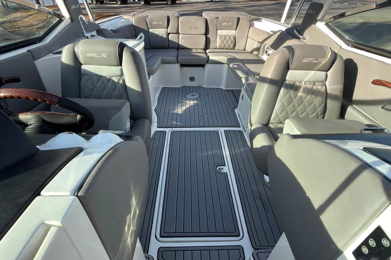 Slide: The Image of 2008 Sea Ray 270 SLX boat interior with luxurious seating and modern design. - 14