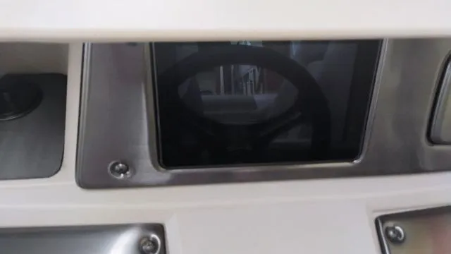 Slide: The Image of Sun Tracker Party Barge 22 RF XP3 2025 - 35