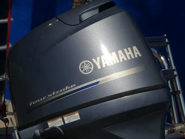 Slide: The Image of Berkshire CTS Series 211RFX 2015 - 9