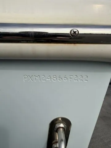 Slide: The Image of Parker Marine 2300 Special Edition 2022 - 9