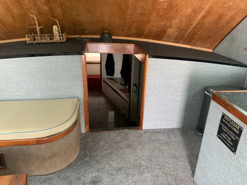 Slide: The Image of Interior of a 2000 Custom Carolina Terry Guthrie Sportfish with speakers and life preserver. - 18