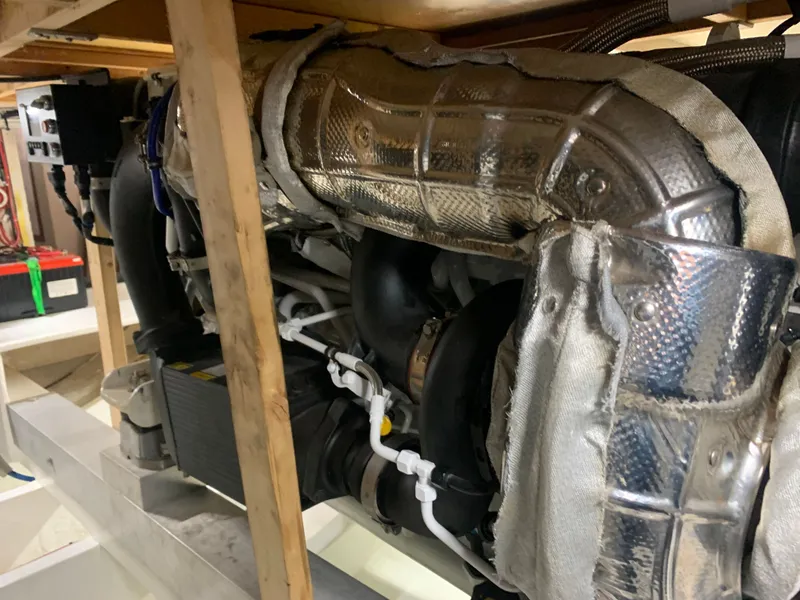 Slide: The Image of Custom Carolina Terry Guthrie Sportfish 2000 on open sea. - 49