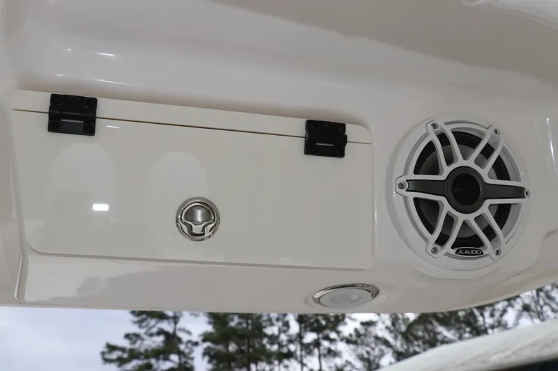 Slide: The Image of Clarion CMR-20 radio display on 2026 Robalo R257 Dual Console boat. - 26