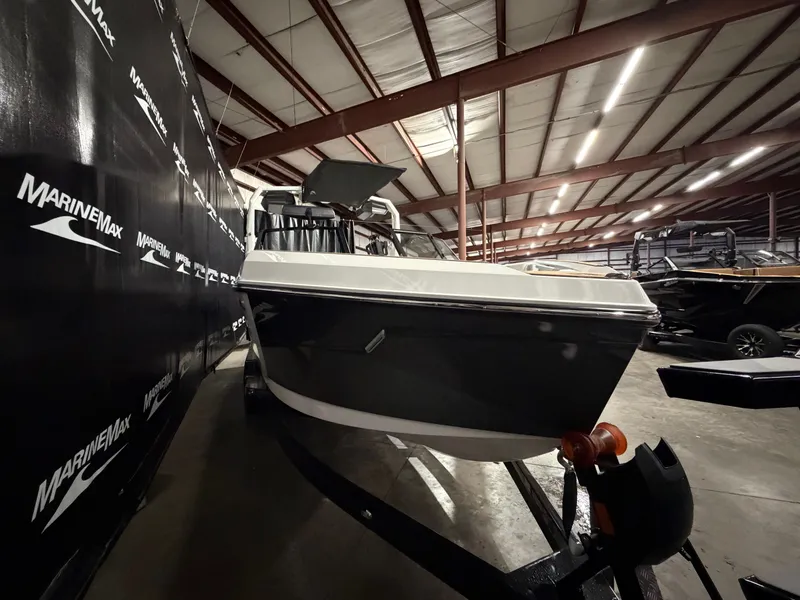 Slide: The Image of Nautique Super Air Nautique S25 2023 - 1