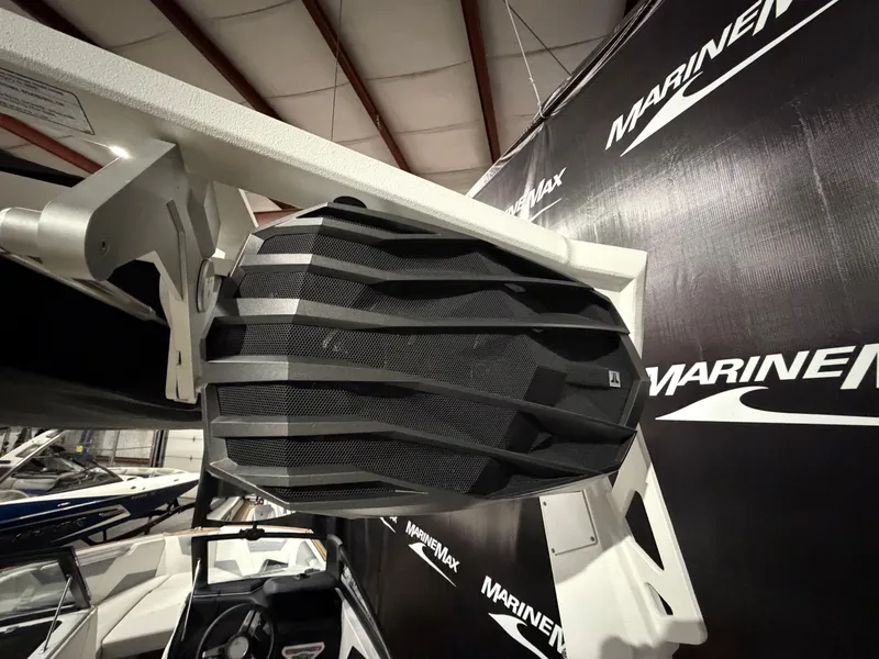 Slide: The Image of Nautique Super Air Nautique S25 2023 - 17