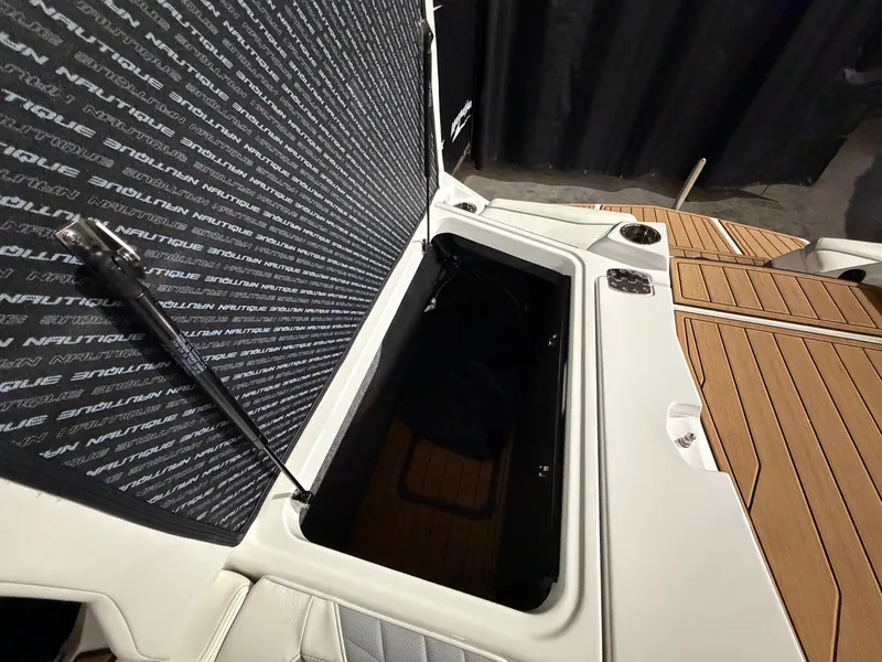 Slide: The Image of Nautique Super Air Nautique S25 2023 - 21